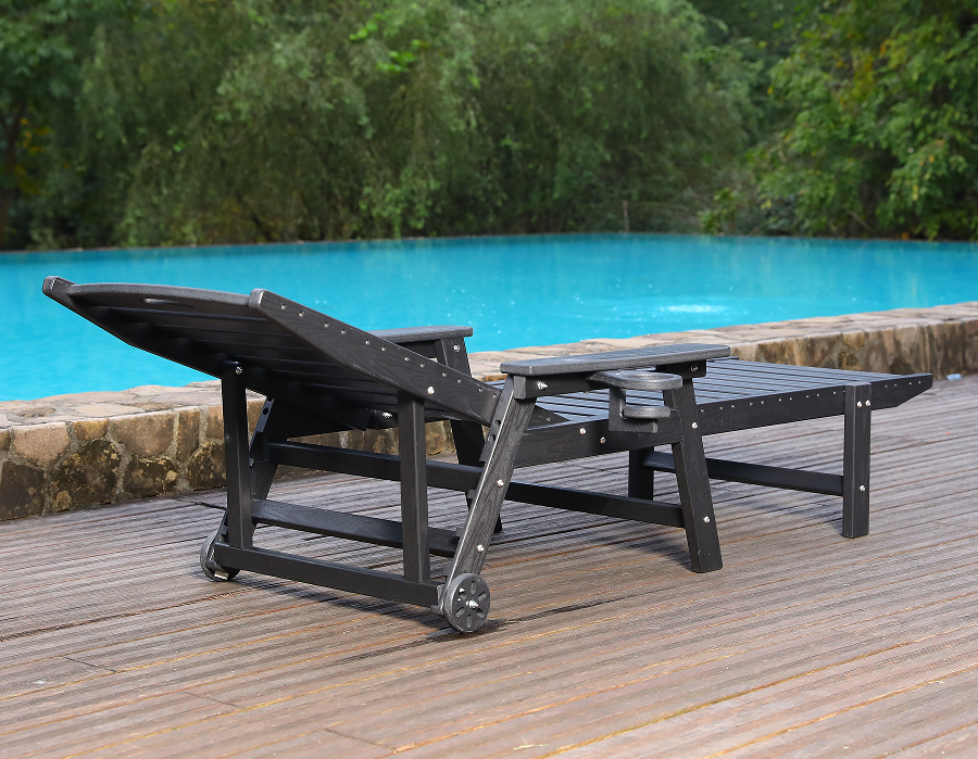 Poltrona lounge Adirondack a bordo piscina in HDPE blu pronta per l'immersione